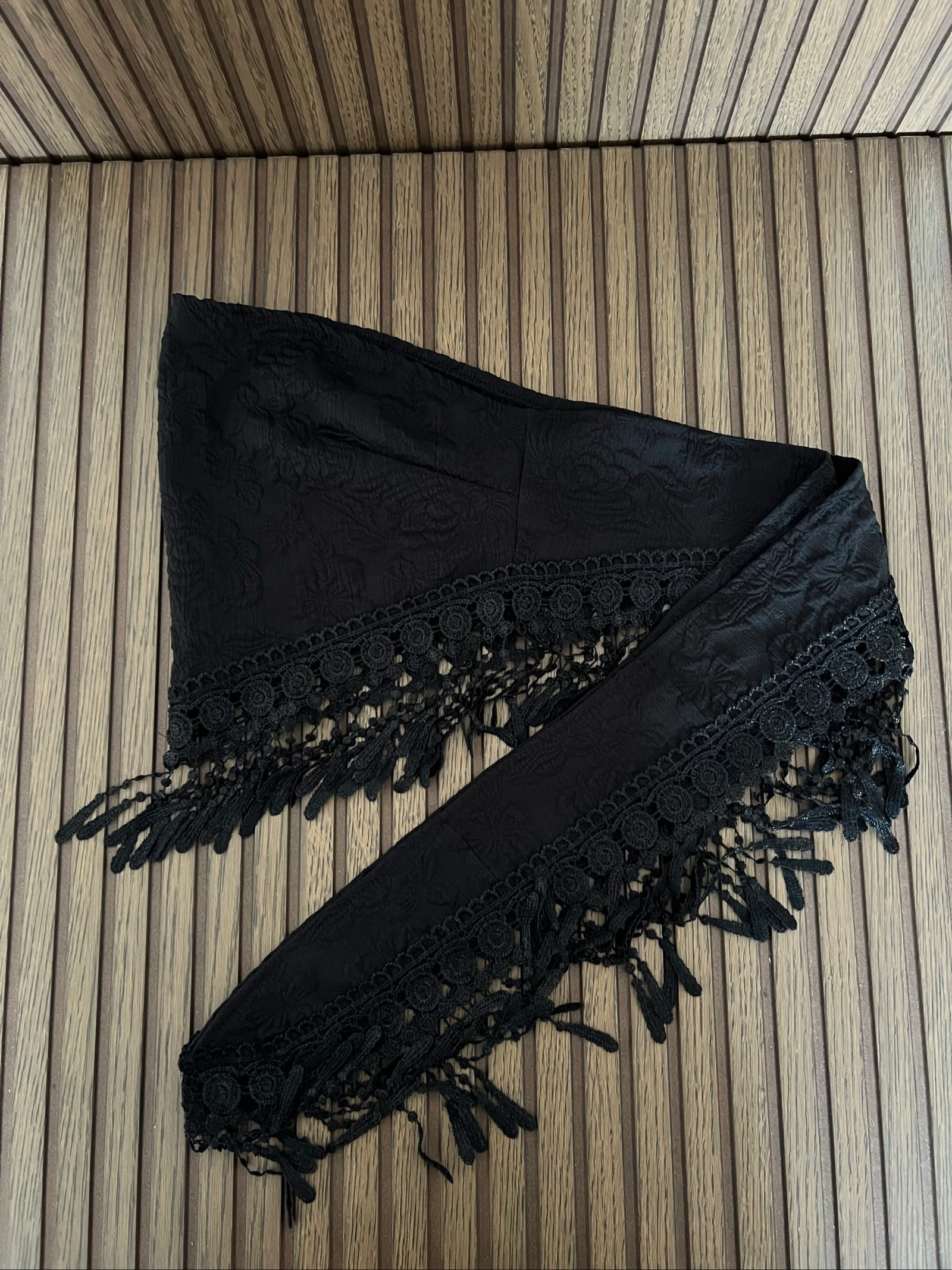 Zwarte Caicai crop top met jacquard en franjes – photo 2